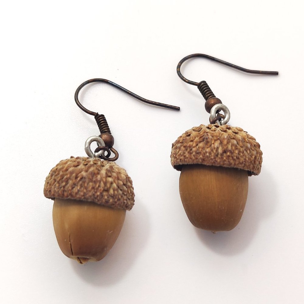 Handmade Acorn Earrings, Fall Style! - Picture 2 of 2
